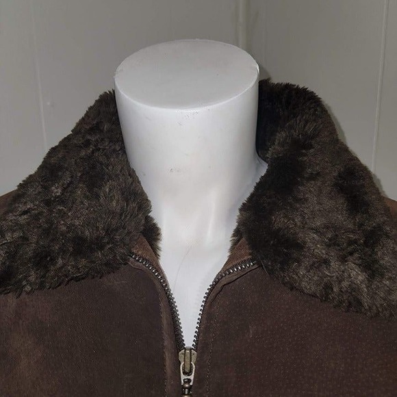 Vintage Authentic GUESS 100% Leather Suede Jacket Faux Fur Lining Y2K MediumccX - Picture 6 of 12